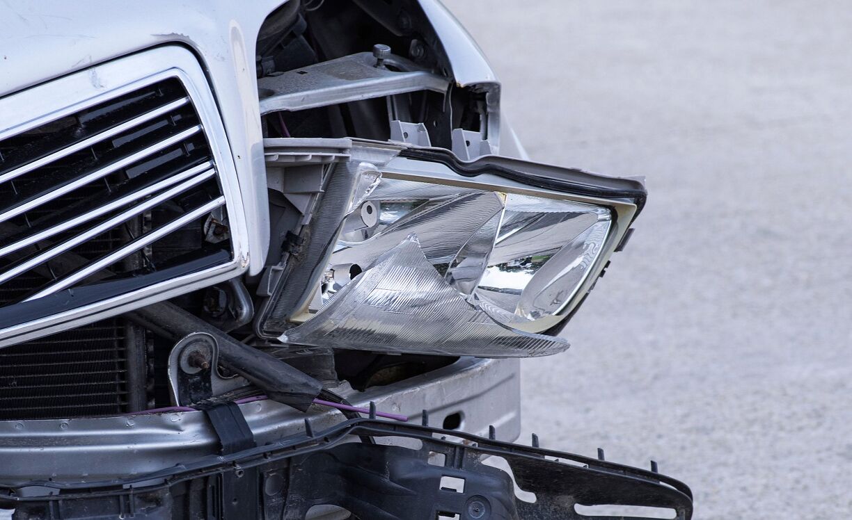 What To Do After A Car Crash | AutoGuide.com
