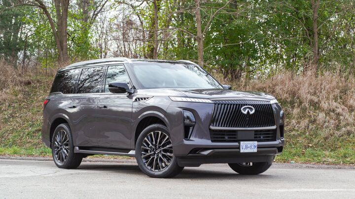 Lexus Infinity Infiniti QX80 vs Lexus LX 600 Comparison: Big SUVs, Big Luxury ...