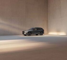 Volvo Hopes The 2026 XC60 Refresh Will Keep You Interested