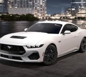 every color available on the 2025 ford mustang, Oxford White