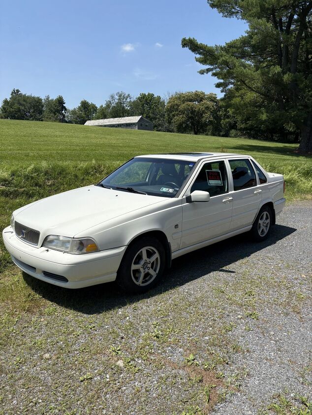 1999 Volvo S70 For Sale AutoGuide 1999-volvo-s70-for-sale-autoguide