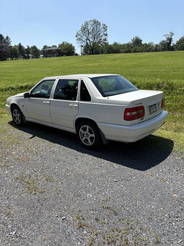 1999 Volvo S70 For Sale AutoGuide 1999-volvo-s70-for-sale-autoguide