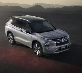 2026 Mitsubishi Outlander Gets New Base Engine, Increased PHEV Battery