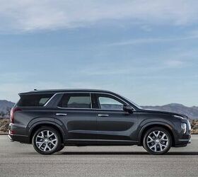 hyundai recalls 600 000 suvs for seat belts that might not work right