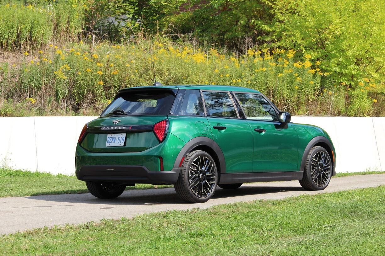 2025 MINI Cooper S 4 Door Review | AutoGuide.com