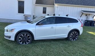 2017 Volvo V60 Cross Country For Sale