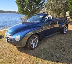 2005 Chevrolet SSR For Sale | AutoGuide.com