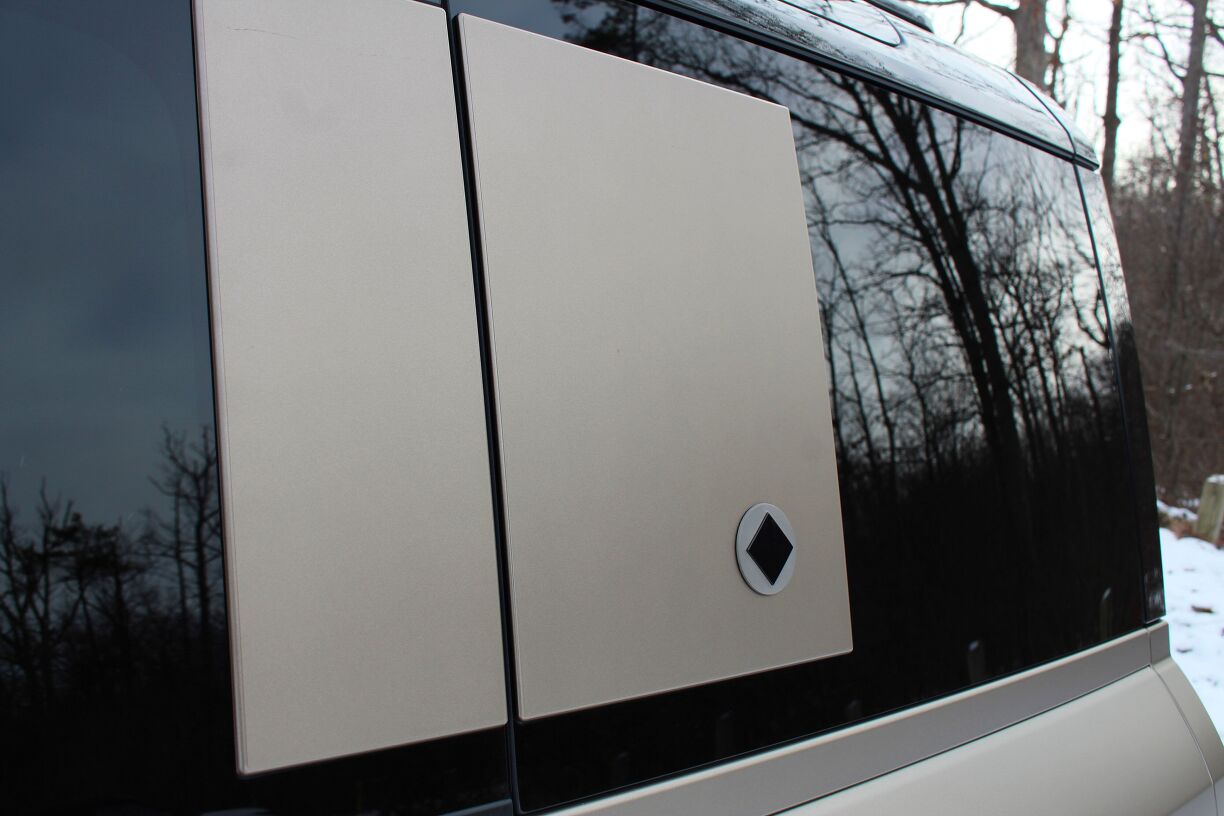 2026 Land Rover Defender OCTA Review: Geländewagen Hunting | AutoGuide.com