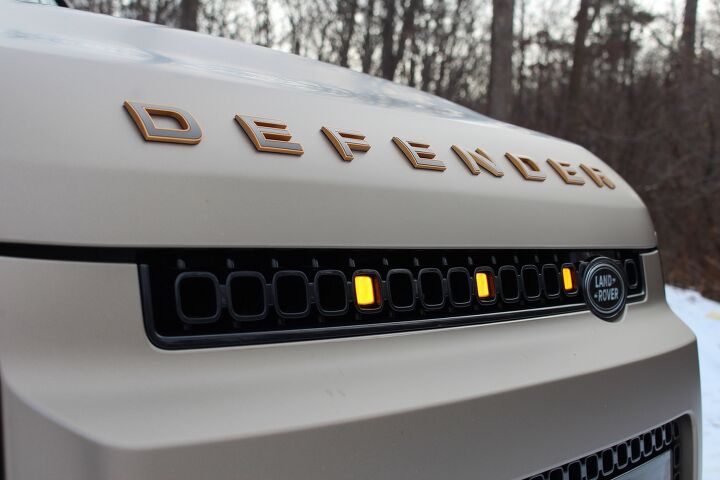 2026 Land Rover Defender OCTA Review: Geländewagen Hunting | AutoGuide.com