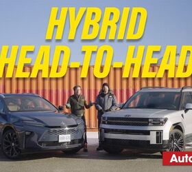 Hyundai Santa Fe vs Toyota Crown Signia Comparison