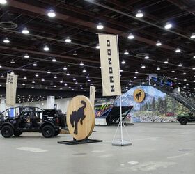 top 10 ford broncos of the 2026 detroit auto show, A Herd of Broncos
