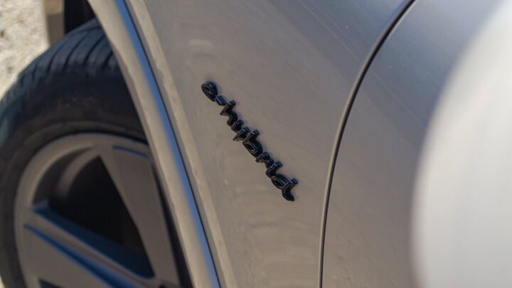 2026 Porsche Cayenne Turbo E-Hybrid: Three Quick Takes | AutoGuide.com