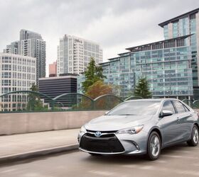 2017 Toyota Camry Hybrid