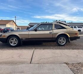 かつ 1983 Nissan 280ZX For Sale | AutoGuide.com
