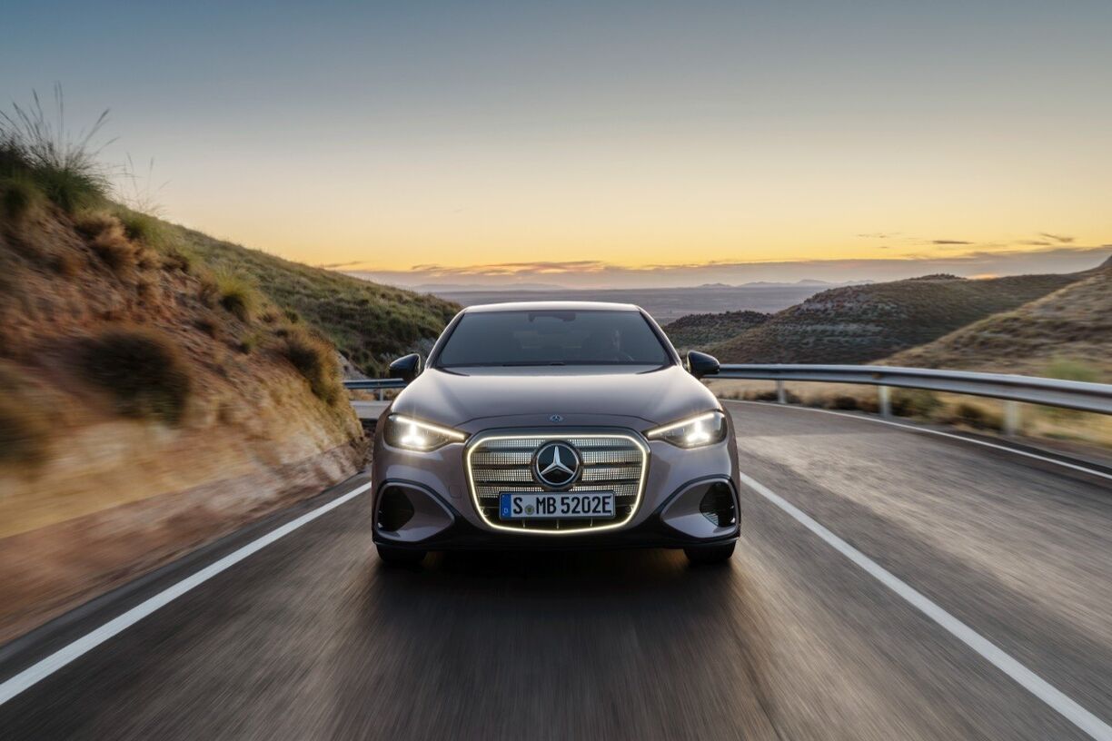 2027 Mercedes Benz C Class Electric Brings Big Range Bigger Screen 2027-mercedes-benz-c-class-electric-brings-big-range-bigger-screen