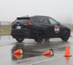 motomaster hydra edge plus tire review