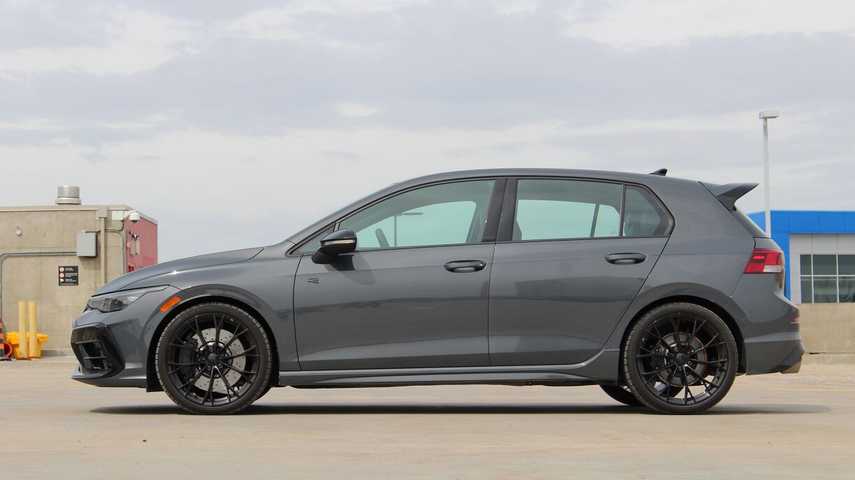 Golf R 2026 2026 Volkswagen Golf R: Pros and Cons | AutoGuide.com
