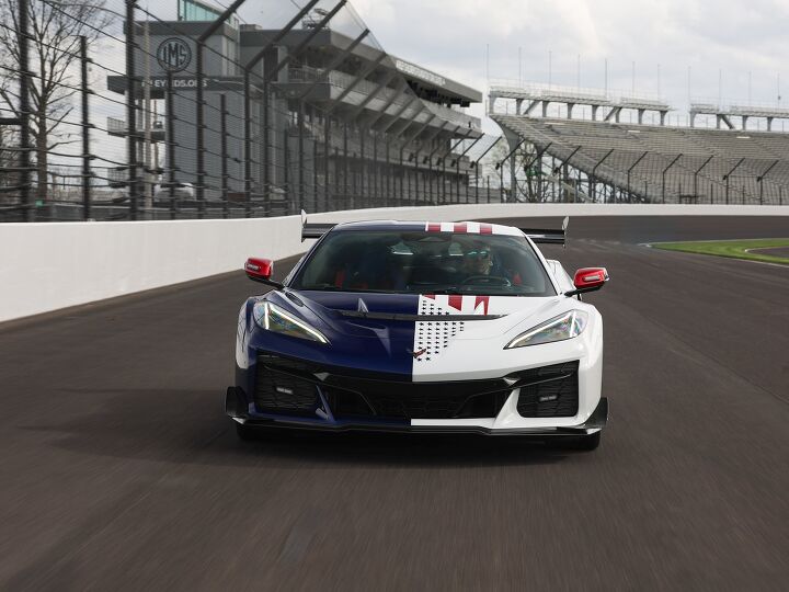Corvette ZR1X Dresses Up In Stars And Stripes For 2026 Indy 500 ...