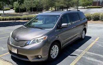2013 Toyota Sienna XLE For Sale