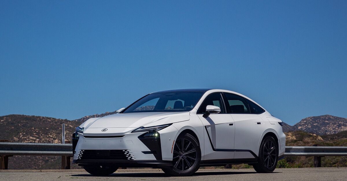 2026 Lexus ES First Drive Review: Comfort Two Ways