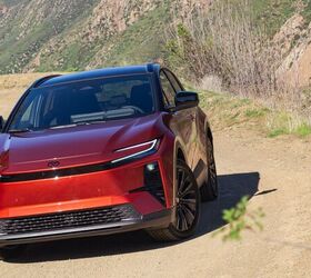 2026 Toyota C-HR: 3 Pros and 2 Cons