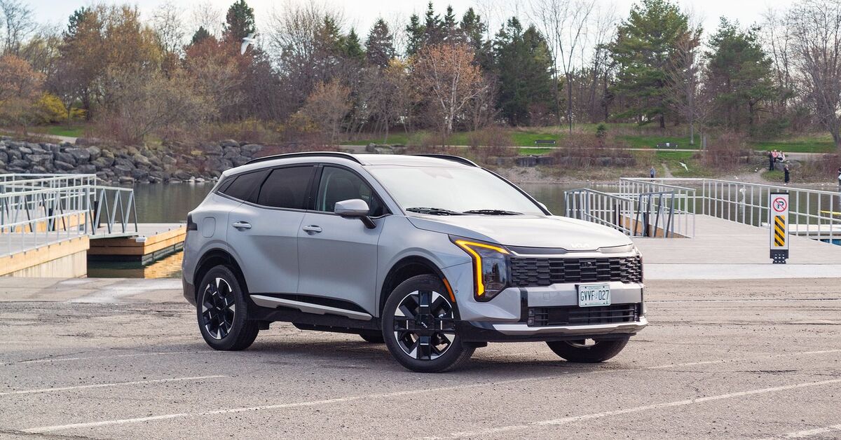 2026 Kia Sportage PHEV Review: Pricey All-Rounder