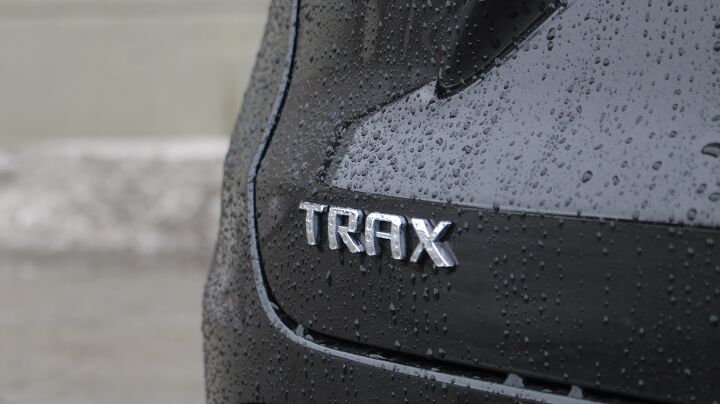 2026 chevrolet trax 3 pros and 2 cons