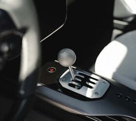 ferrari 12cilindri manuale all the details