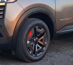 2027 nissan kicks rock creek package