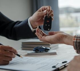 ask autoguide how to get your own car loan ahead of time, Image Shutterstock