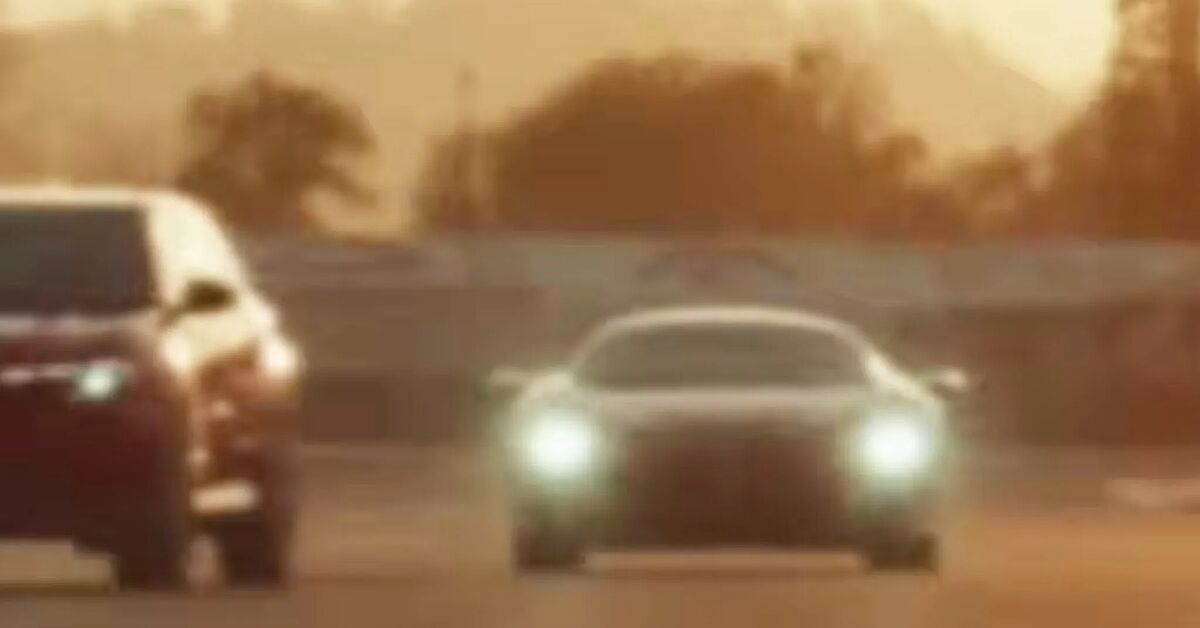 New Alfa Romeo Teaser Hints At Low-Slung Concept For Paris Debut
