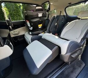 5 Reasons To Choose The Kia Carnival Hybrid Over A Crossover Or SUV ...