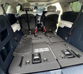 5 reasons to choose the kia carnival hybrid over a crossover or suv