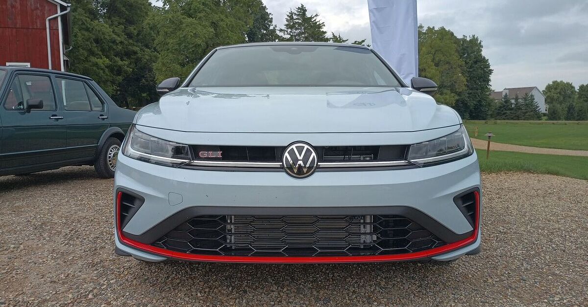 First Drive Review: 2025 Volkswagen Jetta and Jetta GLI | AutoGuide.com